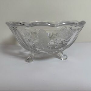 Hofbauer Byrdes Crystal Footed Bowl with Etched Whisical Bird Design